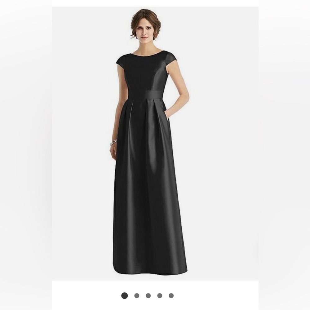 ALFRED SUNG Cap Sleeve Pleated Satin Twill Gown in black size 2